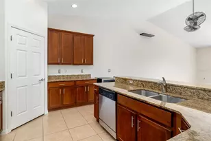 8727 Karpeal Dr, Sarasota, FL 34238 - Photo 18