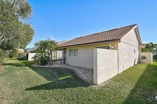 4041 Murfield Dr E, Bradenton, FL 34203 - Photo 30