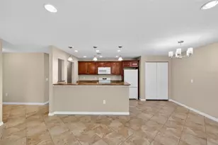 3615 Dunbar Dr, Sarasota, FL 34232 - Photo 14