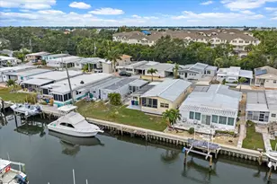 232 Bimini Dr, Palmetto, FL 34221 - Photo 4