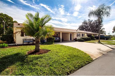 390 W 301 Boulevard W #2C, Bradenton, FL 34205 - Photo 1