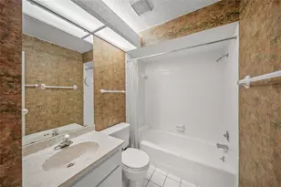 4113 Carriage Dr, Sarasota, FL 34241 - Photo 28