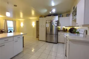 312 W Cornelius Cir, Sarasota, FL 34232 - Photo 40