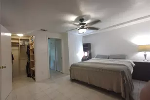 312 W Cornelius Cir, Sarasota, FL 34232 - Photo 56