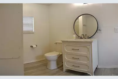 312 W Cornelius Circle, Sarasota, FL 34232 - Photo 84