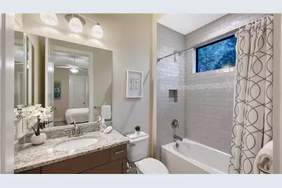 16622 Kendleshire Terrace, Lakewood Ranch, FL 34202 - Photo 26