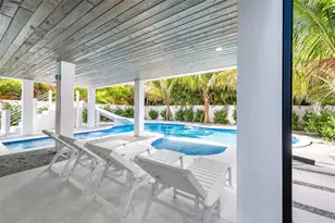 211 Grant Dr, Sarasota, FL 34236 - Photo 66