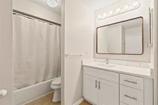 6033 34th Street W, Bradenton, FL 34210 - Photo 8