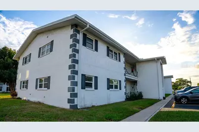 304 46th Avenue Terrace W #216, Bradenton, FL 34207 - Photo 2