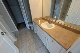 5531 Rosehill Rd, Sarasota, FL 34233 - Photo 10