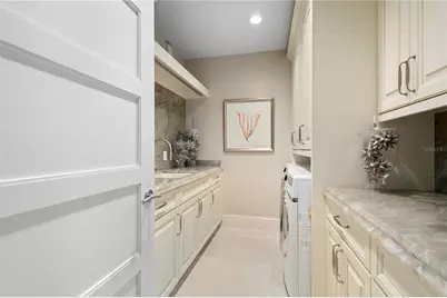 2251 Gulf Of Mexico Drive #203, Longboat Key, FL 34228 - Photo 16