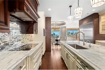 2251 Gulf Of Mexico Drive #203, Longboat Key, FL 34228 - Photo 12