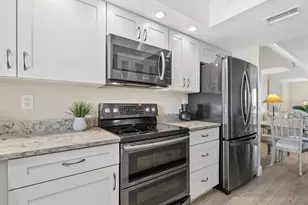 9200 Midnight Pass Rd, Sarasota, FL 34242 - Photo 8