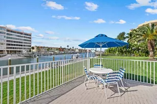 9200 Midnight Pass Rd, Sarasota, FL 34242 - Photo 32