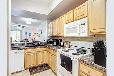 4990 Baraldi Circle #209, Sarasota, FL 34235 - Photo 8