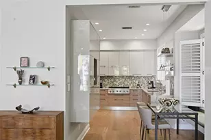 1749 Lincoln Park Cir, Sarasota, FL 34236 - Photo 16