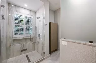 1749 Lincoln Park Cir, Sarasota, FL 34236 - Photo 20