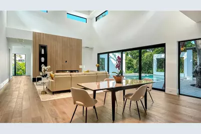 1429 N Lake Shore Drive, Sarasota, FL 34231 - Photo 10