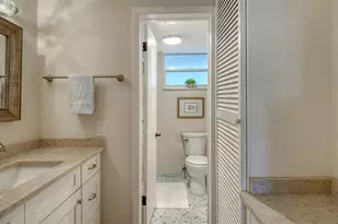 4370 Chatham Dr, Longboat Key, FL 34228 - Photo 24