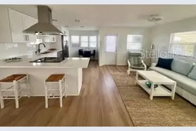 4851 W Gandy Boulevard #B14L38, Tampa, FL 33611 - Photo 4