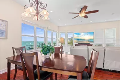 110 6th Street S, Bradenton Beach, FL 34217 - Photo 8