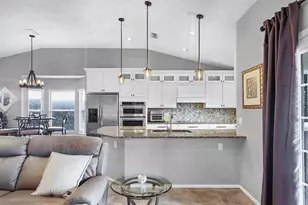 1003 45th St E, Bradenton, FL 34208 - Photo 14