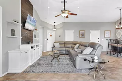 1003 45th Street E, Bradenton, FL 34208 - Photo 8