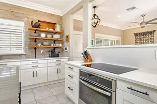 5165 Sandy Cove Ave, Siesta Key, FL 34242 - Photo 20