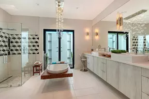 1421 N Lake Shore Dr, Sarasota, FL 34231 - Photo 14