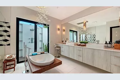 1421 N Lake Shore Drive, Sarasota, FL 34231 - Photo 16