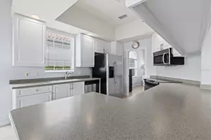 5973 Roseto Pl, Sarasota, FL 34238 - Photo 10