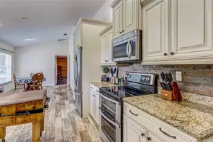 560 Oakford Rd, Sarasota, FL 34240 - Photo 20