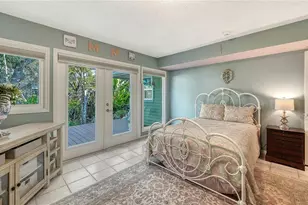 1042 N Casey Key Rd, Osprey, FL 34229 - Photo 30