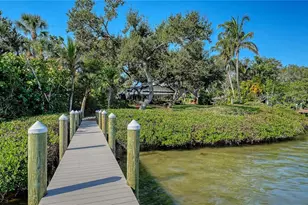 1042 N Casey Key Rd, Osprey, FL 34229 - Photo 6