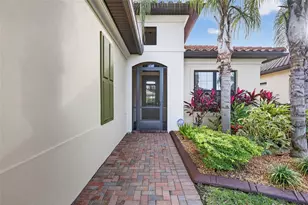 2009 6th St E, Palmetto, FL 34221 - Photo 4