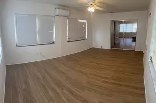 3676 Abington Ave S, Saint Petersburg, FL 33711 - Photo 14