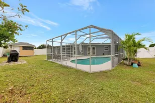 3281 Dante Dr, Sarasota, FL 34235 - Photo 2