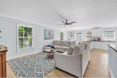 517 42nd Street, Holmes Beach, FL 34217 - Photo 4