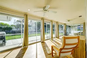 3024 Rose St, Sarasota, FL 34239 - Photo 2