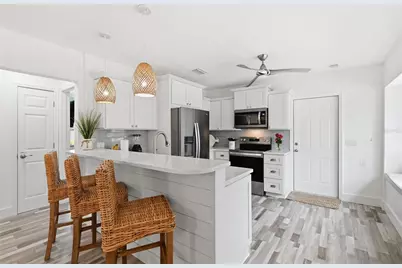 912 N Shore Drive, Anna Maria, FL 34216 - Photo 20