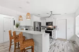 912 N Shore Dr, Anna Maria, FL 34216 - Photo 20