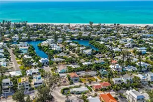 912 N Shore Dr, Anna Maria, FL 34216 - Photo 6