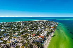 912 N Shore Dr, Anna Maria, FL 34216 - Photo 4