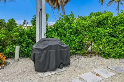 912 N Shore Drive, Anna Maria, FL 34216 - Photo 42