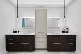 65 Lighthouse Point Dr, Longboat Key, FL 34228 - Photo 28