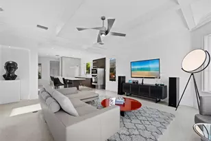 65 Lighthouse Point Dr, Longboat Key, FL 34228 - Photo 18