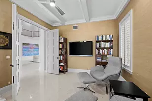 65 Lighthouse Point Dr, Longboat Key, FL 34228 - Photo 34