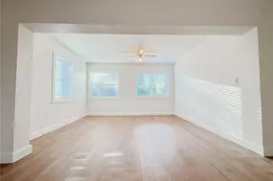 914 W Faith Cir, Bradenton, FL 34212 - Photo 12