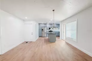 914 W Faith Cir, Bradenton, FL 34212 - Photo 10