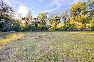 914 W Faith Cir, Bradenton, FL 34212 - Photo 30